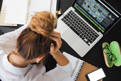 4 Cara yang Dapat Kamu Lakukan Untuk Meredakan Stres
