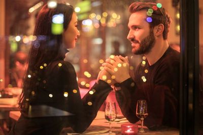 8 Aplikasi Cari Jodoh Terbaik Untuk Temukan Pasangan