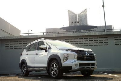 6 Fitur Mitsubishi Xpander Cross Facelift 2025 yang Membuatnya Layak Jadi Salah Satu Low SUV Terbaik!