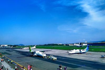 Bandara Ini Jadi Pusat Penerbangan dan Bengkel Pesawat Baling-Baling