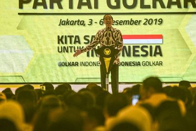 Golkar Rukun Saat Munas, Jokowi Puji Bamsoet