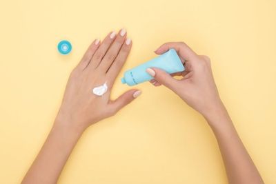 Wajib Tahu, Inilah 4 Kandungan dalam Produk Makeup yang Berbahaya