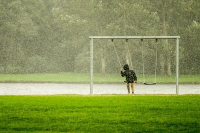 Mengenal Pluviophile, Si Pemuja Hujan!
