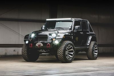 Jeep Modifikasi 700 Jutaan Ini Tampil Agresif