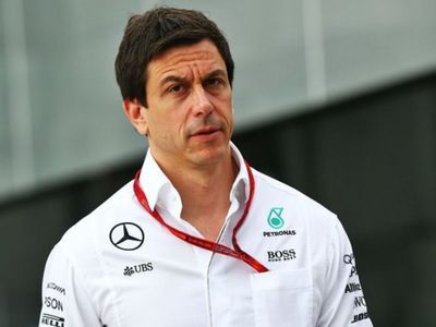 Toto Wolff Klaim Dirinya Tidak Pernah Tergoda untuk Mendatangkan Max Verstappen ke Mercedes