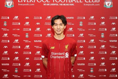 FOTO: Penampilan Takumi Minamino dengan Seragam Liverpool