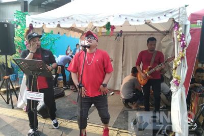 Christmas Carol Jadi Ajang Promosi Band Lokal