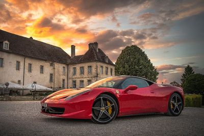 Ferrari Tak Mau Bikin Sport Car Khusus Wanita, Kenapa Ya?