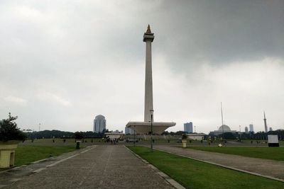 Ini Spot Foto Cantik di Monas!