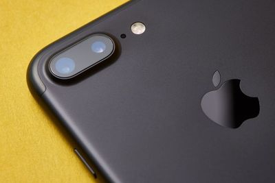FCC Bantah Radiasi iPhone dan Samsung Telah Lewati Batas Ketentuan