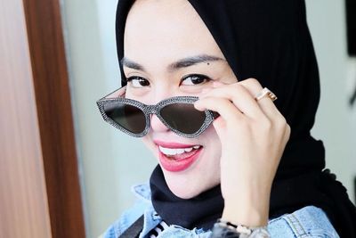 Terjerat Kasus Narkoba, Intip Koleksi Tas Mewah Milik Medina Zein