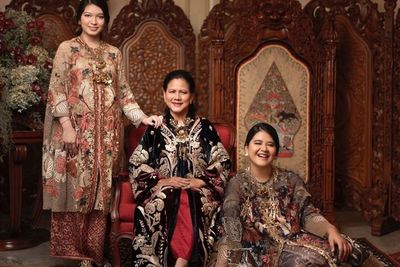 Intip Hasil Pemotretan Iriana Jokowi, Kahiyang, dan Selvi Ananda