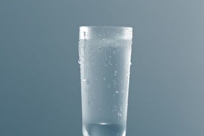 Bolehkah Minum Air Dingin Setelah Bangun Tidur?