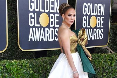 Jennifer Lopez dan Artis dengan Dress Terburuk di Golden Globes 2020