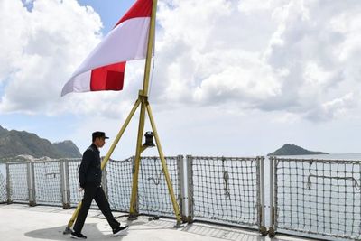 FOTO: Presiden Jokowi Tinjau Kapal Perang di Natuna