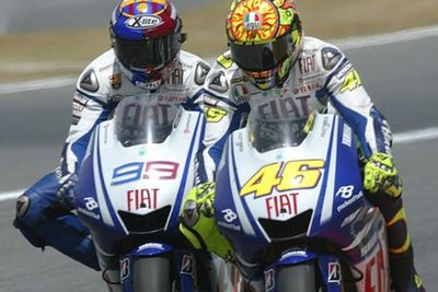 Konflik Internal Rossi-Lorenzo Justru Bawa Untung Buat Yamaha