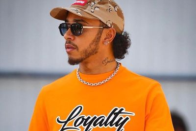 Lewis Hamilton Sumbang Dana untuk Penyelamatan Hewan Liar Australia