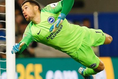 Mathew Ryan Buat Donasi Unik untuk Korban Kebakaran di Australia