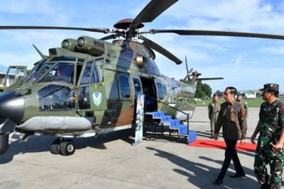 Super Puma Masuk Perawatan, TNI Siapkan Heli Caracal Buat Jokowi
