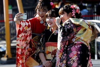 FOTO: Cantiknya Gadis-gadis Jepang saat Perayaan Hari Kedewasaan