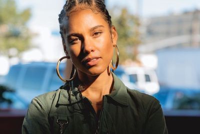 Pesan Inspiratif Alicia Keys dalam Underdog