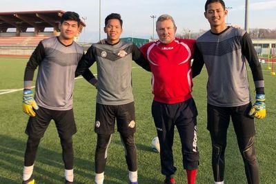 Mantap! Trio Kiper Garuda Select Dilatih Gurunya Walter Zenga