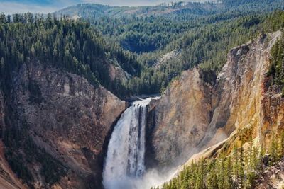 Hal Menarik Ini Harus Dilakukan Saat Kamu Berkunjung ke Yellowstone