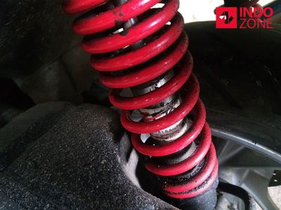 Kenali 6 Ciri-Ciri Shokbreaker Motor Rusak yang Wajib Diperhatikan!