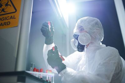 5 Senjata Biologi Paling Mematikan di Dunia