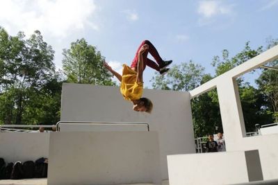 Meski Terlihat Berbahaya, Latihan Parkour di Taman Puring Diminati