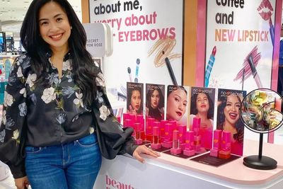 Resep Awet Muda Feni Rose Didapat dari Sang Ibu