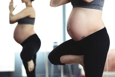 3 Manfaat Yoga Untuk Ibu Hamil yang Harus Mom Ketahui