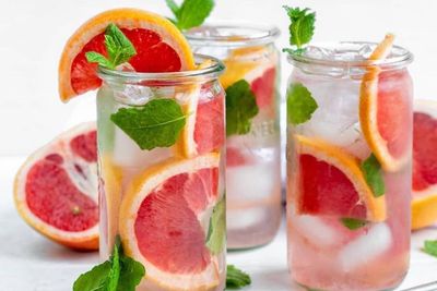 17 Ide Nama Usaha Infused Water yang Bikin Bisnis Makin Segar!