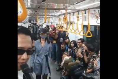 MRT Jakarta Ungkap Alasan Gelar Fashion Show di Gerbong