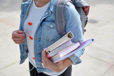 7 Ide Bisnis atau Usaha Sampingan Anak Kuliah Modal Kecil