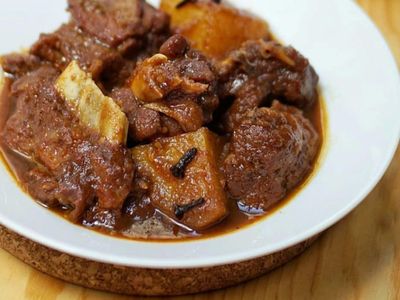Resep Semur Daging Istimewa Favorit Keluarga: Rahasia Lezat dari Dapur Oma