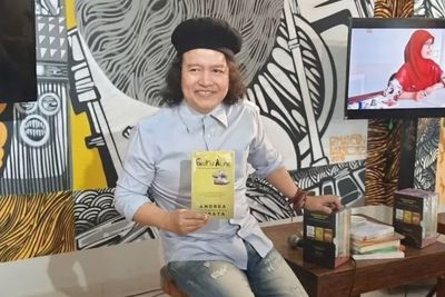Angkat Matematika, Andrea Hirata Sempat Kesulitan di Novel Terbarunya