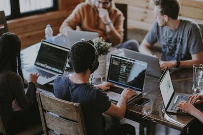 Hard Skill dan Soft Skill di Dunia Kerja, Lebih Penting Mana?