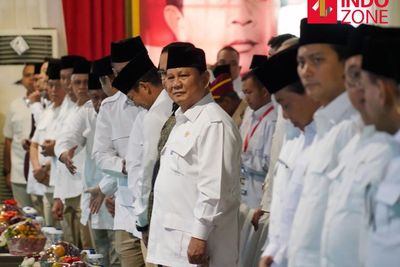 Gurau Prabowo ke Sandiaga hingga Wartawan di HUT Gerindra