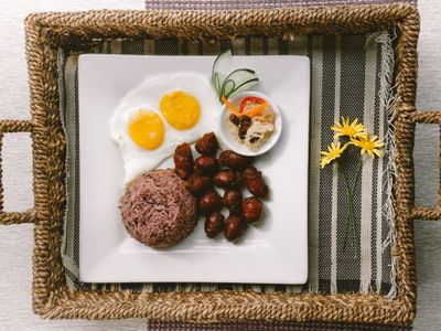 Jarang Diketahui Banyak Orang, Ini 5 Alasan Fantatis Kenapa Kalian Harus Makan Nasi Merah!