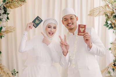 Serba Putih, Intip 6 Potret Akad Nikah Aghnia Punjabi