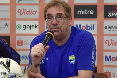 Jelang Liga 1 2020, Pelatih Persib Mantapkan Skema Permainan