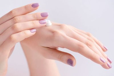 Tips Memutihkan Kulit yang Belang dalam Waktu 1 Minggu