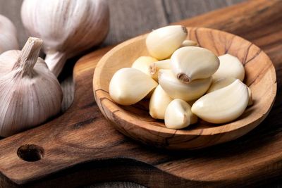 Tidak Hanya Sebagai Bumbu Masakan, Bawang Putih Ternyata Bisa Jadi Obat Pereda Sakit Gigi