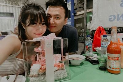 Momen Gisel dan Wijin Makan Bakmi di Warung Kaki Lima Saat Valentine