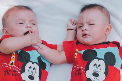 Apa Bisa Anak Kembar yang Lahir dari Dua Ayah Berbeda?