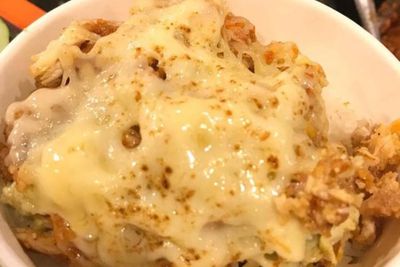 Resep Ayam Geprek Mozarella, Sajian Tradisional yang Dimodernisasi