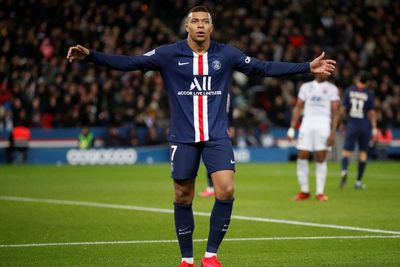 Messi Atau Ronaldo, Mbappe Pilih Siapa?
