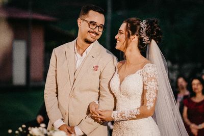 Biar Nggak Hambar! Ini 3 Kebiasaan Sederhana yang Bikin Cinta Suami Istri Tetap Menyala