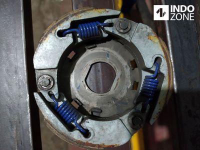 Motor Matic Bergetar dan Berisik, Periksa Komponen Ini